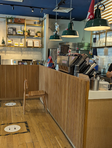 8 Grange Rd, #01-01, Singapore 239695