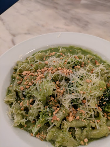 208 Telok Ayer St, Singapore 068642