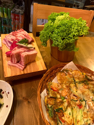 The Gogijip, Halmae Gukbab, Hanyang Bulgogi (HDC) - Singapore