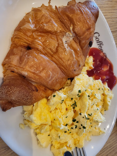 The Coffee Bean and Tea Leaf (Waterway Point)