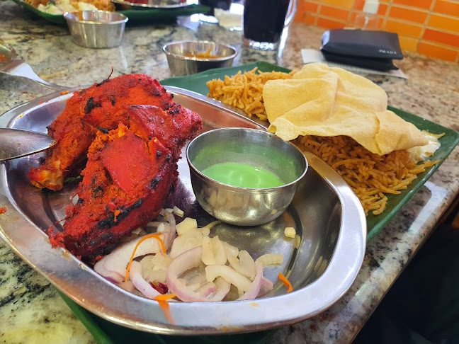 Comentarii opinii despre Casuarina Curry (Thomson)