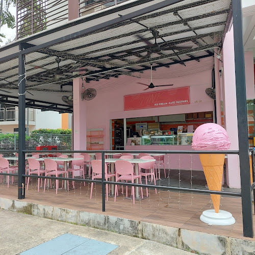 Pink Ice Cream Cafe