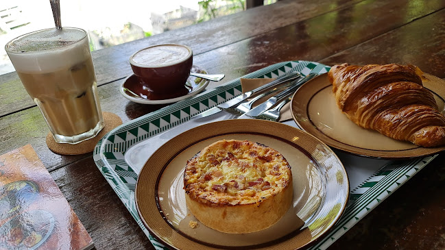 Tiong Bahru Bakery - Safari