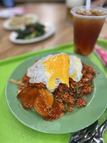 Al-madina famous prata corner - Singapore