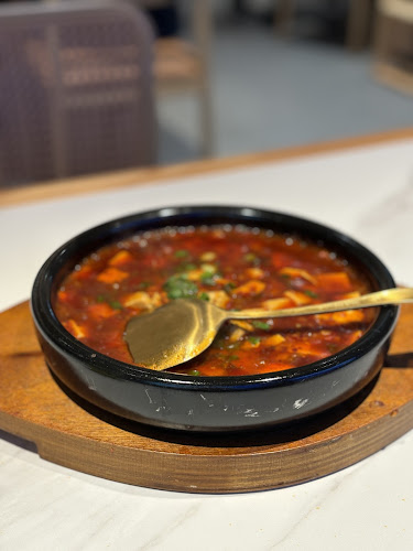 Ba Shu Sichuan Restaurant - Hospitality and gastronomy