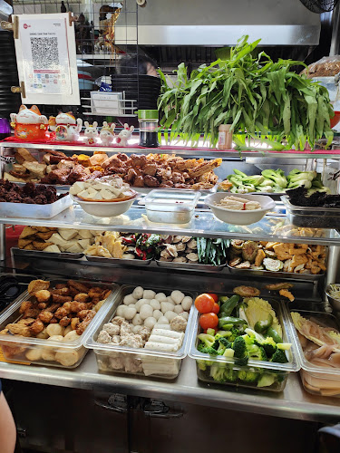 Ayer Rajah Food Centre - Hospitality and gastronomy