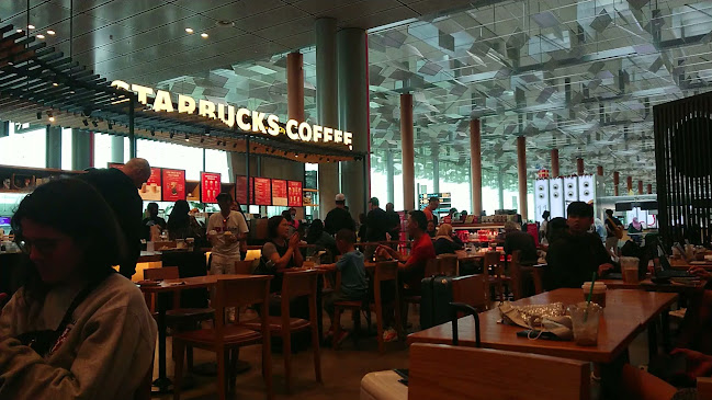 Starbucks Terminal 3 Departure Hall