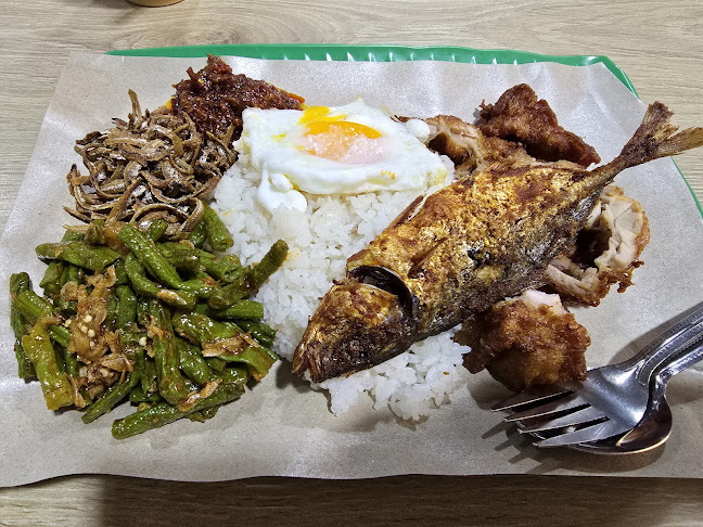 1 Lor Mambong, #01-15, Singapore 277700