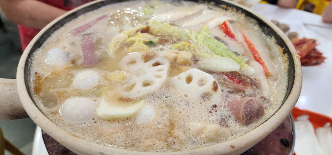 Shun De Seafood Porridge Claypot - Hospitality and gastronomy