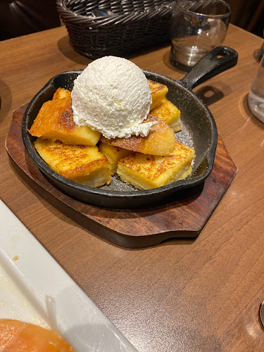 Hoshino Coffee @ Chinatown Point - Hospitality and gastronomy