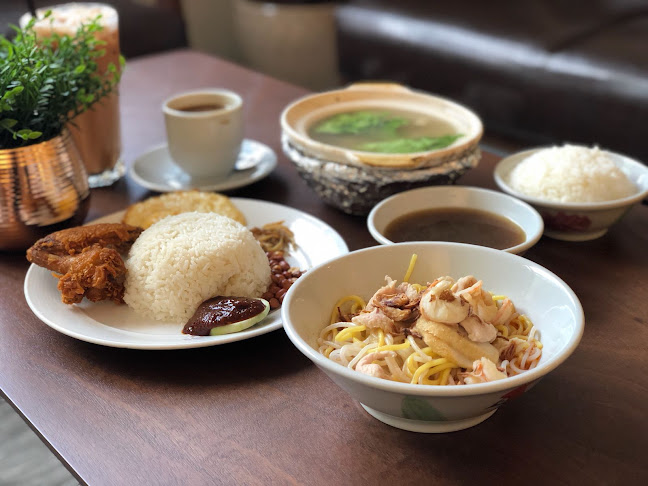 The Living Room Eating House