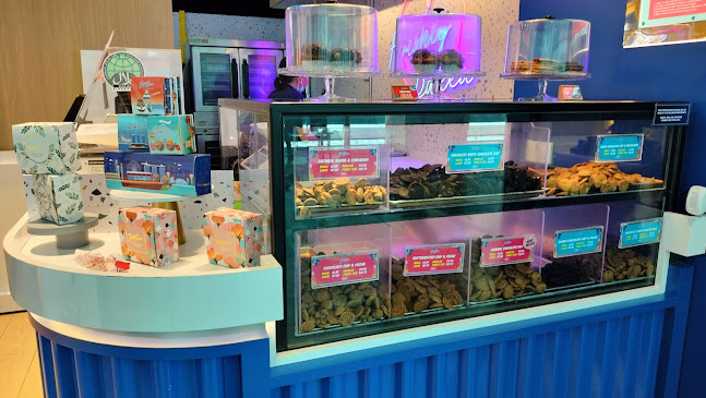 Changi Airport Terminal 3, 65 Airport Blvd., #02-97 Departure Hall Public Area, 819663