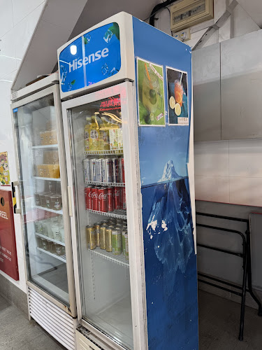 Comentarii opinii despre Hougang Hainanese Boneless Chicken Rice (Yi Qi Fa)