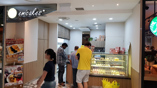 Comentarii opinii despre Emicakes - Compass One