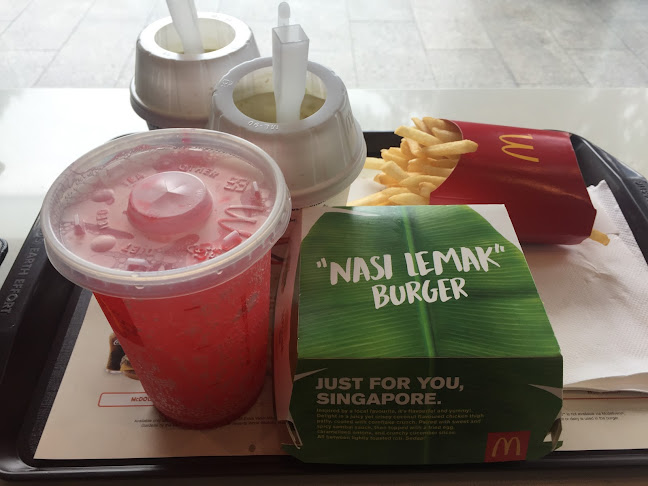 Comentarii opinii despre McDonald's Zhongshan Mall