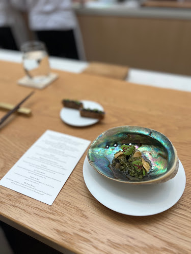 Opinii despre Restaurant Born în Singapore - Hospitality and gastronomy