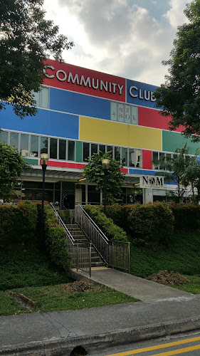 Nom Bistro - Hospitality and gastronomy