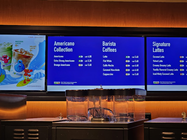 luckin coffee - Jewel - Singapore