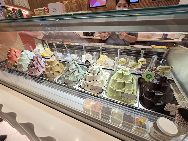 Shop #03-206, Jewel, 78 Airport Blvd., Singapore Changi Airport, Singapore 819666