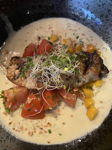 Perle Noire Oyster & Grill Bar (Holland Village)