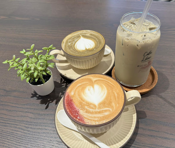 Cafe Lilac by Whisking Bakes