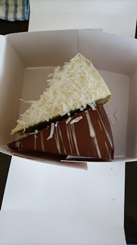 The Coffee Bean and Tea Leaf - Tampines Mart - Hospitality and gastronomy