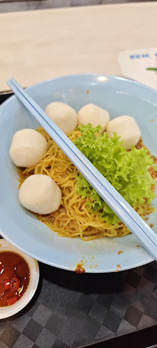 Xin Wei Xiang Fishball Noodles - Singapore