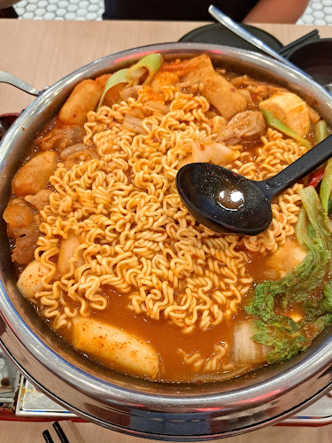 10 Paya Lebar Rd, #02-09 PLQ Mall, Singapore 409057