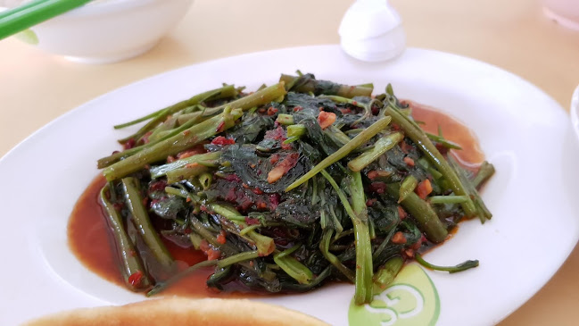 Blk 216 Bedok Food Centre and Market - Singapore