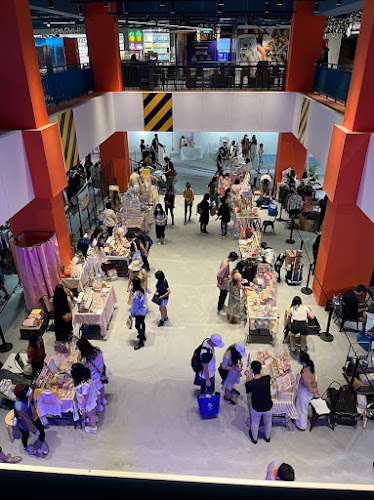 Fleawhere @ Queensway