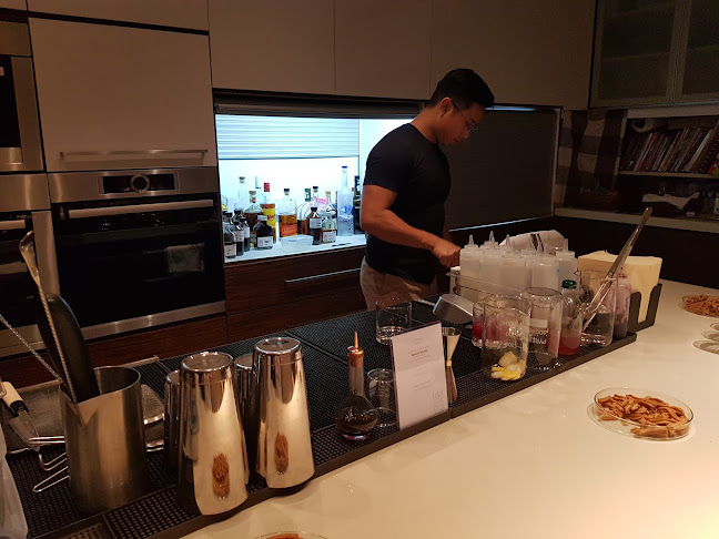 Opinii despre Bar 93 @ Horses’ Den în Singapore - Hospitality and gastronomy