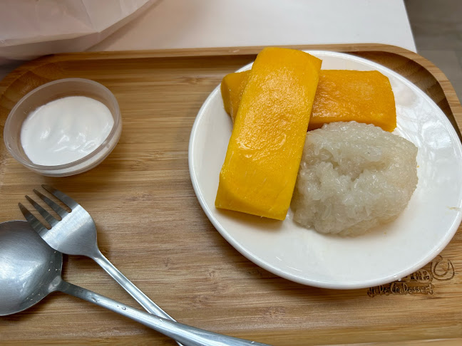 1 Pasir Ris Central St 3, #03-K01 White Sands, Singapore 518457