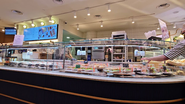 Opinii despre Paris Baguette PLQ Mall în Singapore - Hospitality and gastronomy