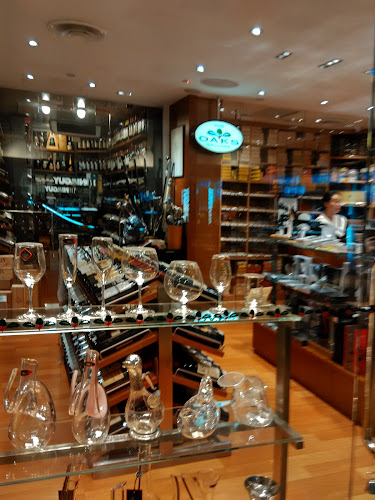 The Oaks Cellars Ltd - Hospitality and gastronomy