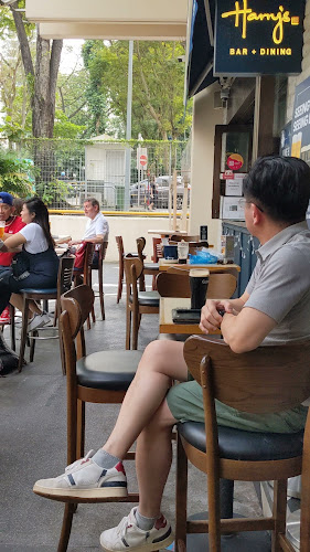 Harry's Angullia Park