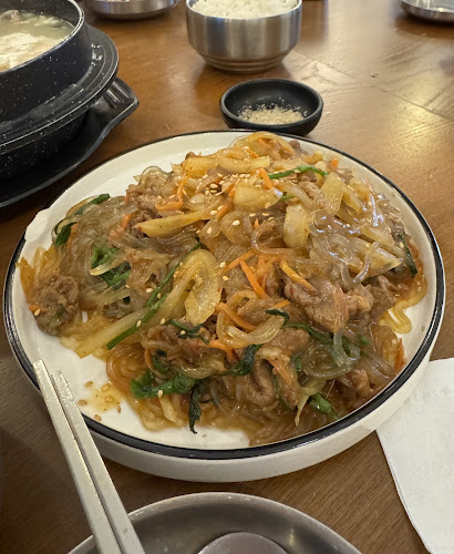 HANKANG POCHA 한강포차 ( The Most Affordable Korean Pocha ! 혜자스러운 한강포차 !)