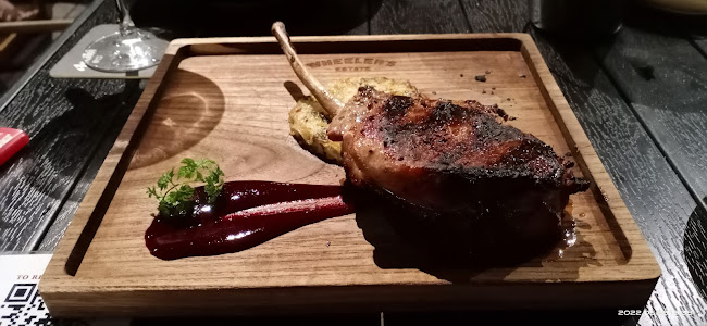 Opinii despre Cinder Steakhouse at Wheeler's Estate în Singapore - Hospitality and gastronomy