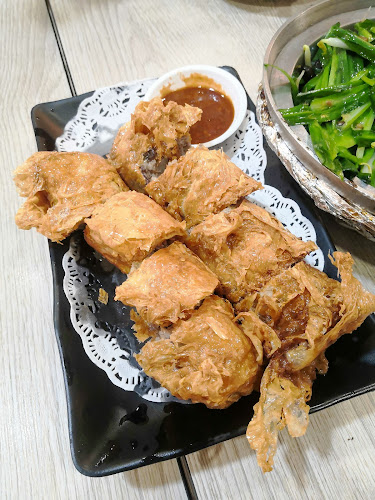 Lau Wang Claypot Delights @ Singpost Centre - Singapore