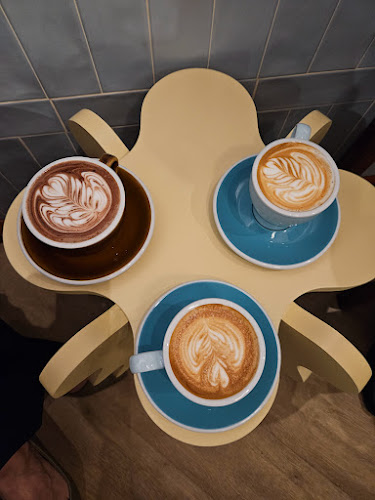 Opinii despre Wai Cafe în Singapore - Hospitality and gastronomy