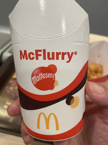 Comentarii opinii despre McDonald's Hougang Ave 8