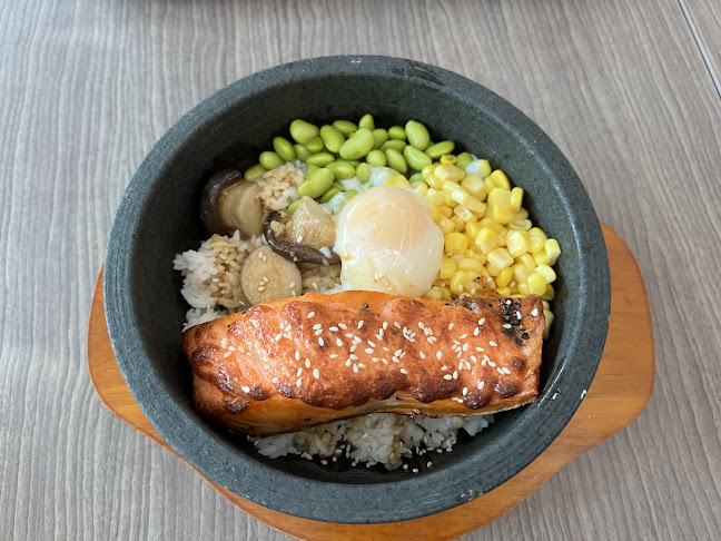 Comentarii opinii despre Poolside Café