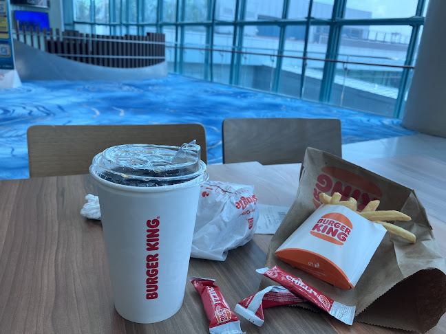 Comentarii opinii despre Burger King Terminal 1 Public West