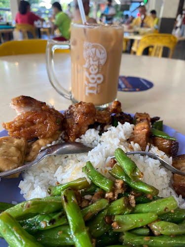 Kimly Mixed Rice 金味飯莊 (Bukit Batok St. 34) - Singapore