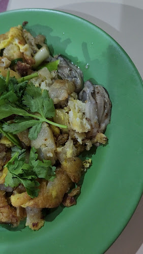 Ah Chuan Fried Oyster Omelette (#01-25) - Singapore