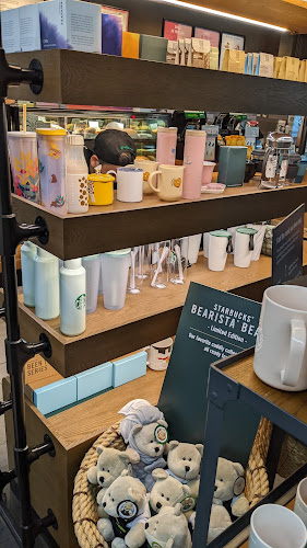 Starbucks Aperia - Singapore