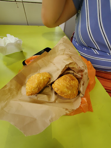 Rolina Traditional Hainanese Curry Puffs - Hospitality and gastronomy