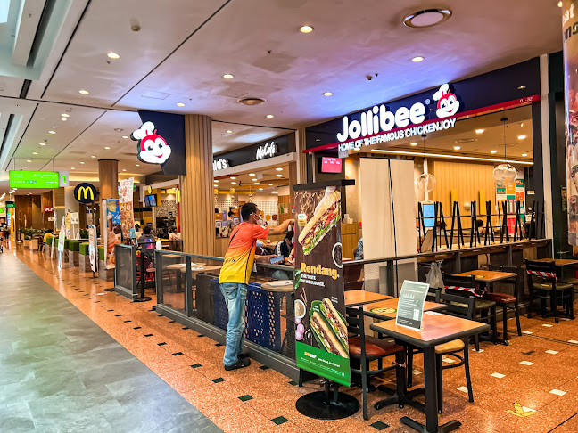 Comentarii opinii despre Jollibee Jurong Point