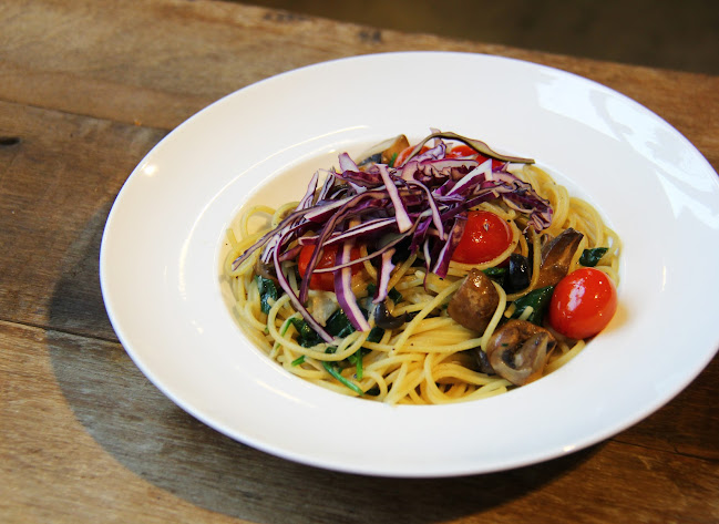 Knots Cafe & Living (Pasir Panjang)