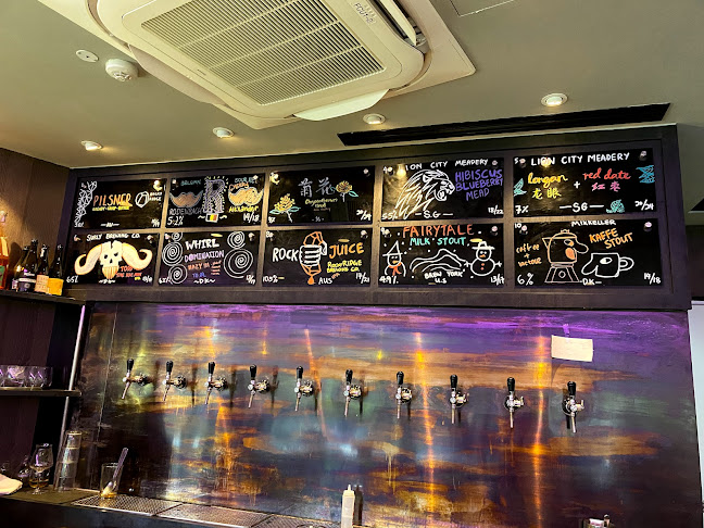 Orh Gao Taproom Craft Beer Bar - Singapore