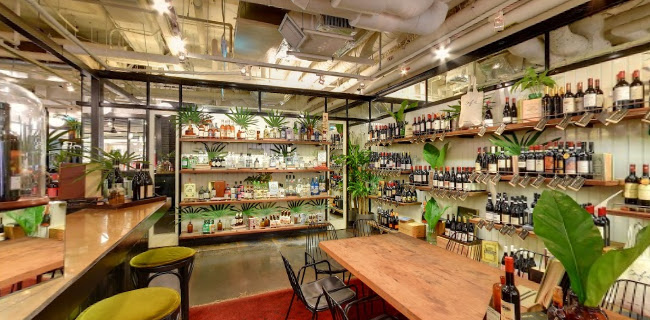 290 Orchard Rd, #03-41/42 Level 3 Paragon Shopping Centre, Singapore 238859